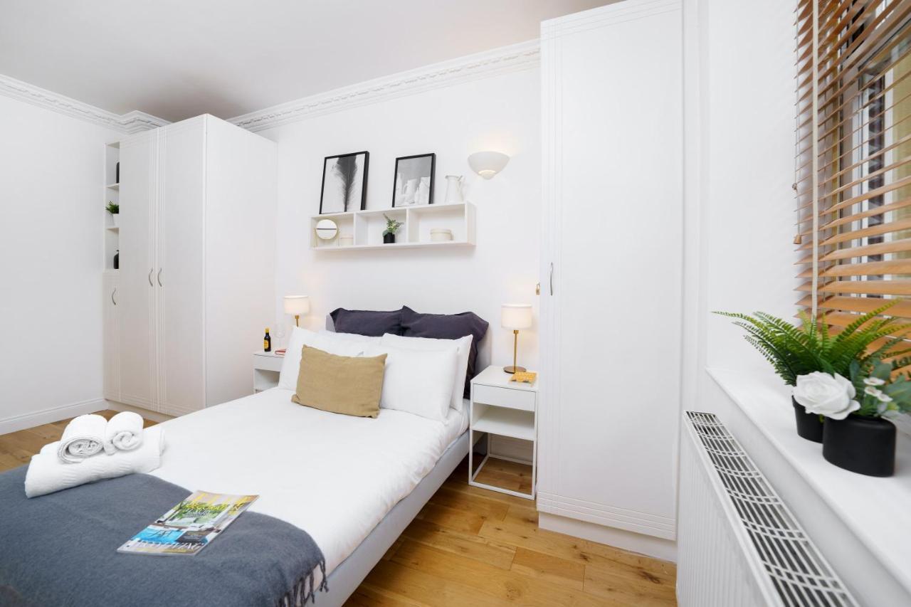 2 Bedr, 3 Beds, 1 Bath Thames, Trafalgar Sq Londra Esterno foto